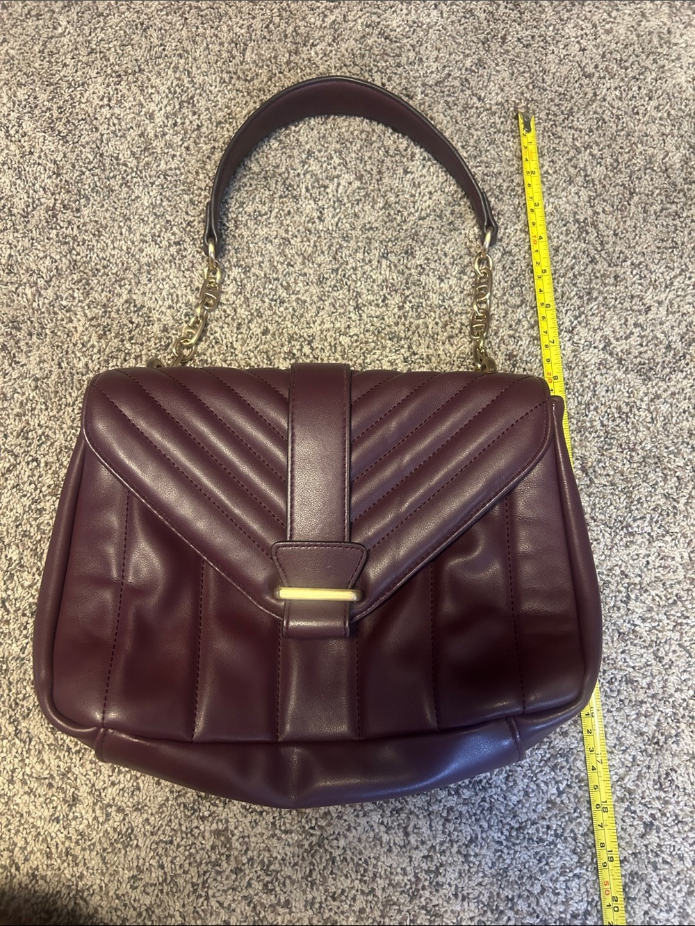 Source Unknown Quilted purple/plum Shoulder Bag with Gold Hardware